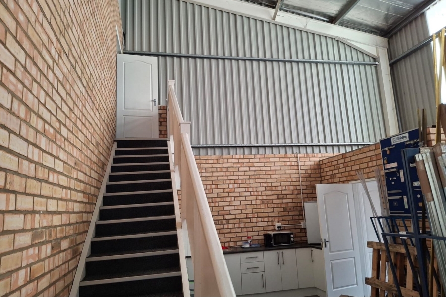 To Let commercial Property for Rent in Newton Park Eastern Cape